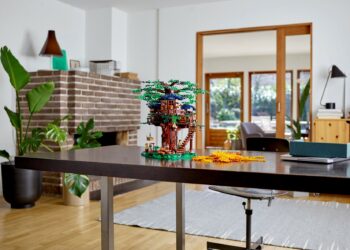 LEGO® IDEAS „DOMEK NA DRZEWIE” Z EKOLOGICZNYCH KLOCKÓW