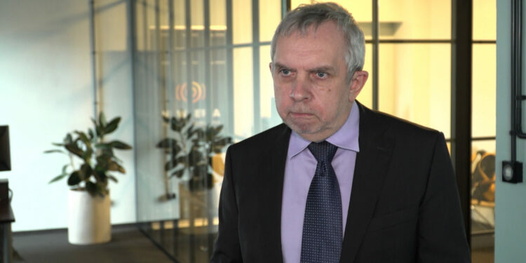 Do 2030 roku energię w Polsce będzie produkować milion prosumentów. Dalszy rozwój mikroinstalacji będzie jednak wymagać dużych inwestycji w sieć