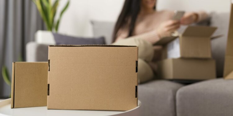 The Estée Lauder Companies i Eastman podpisują list intencyjny z zamiarem przyspieszenia działań w zakresie zrównoważonych opakowań