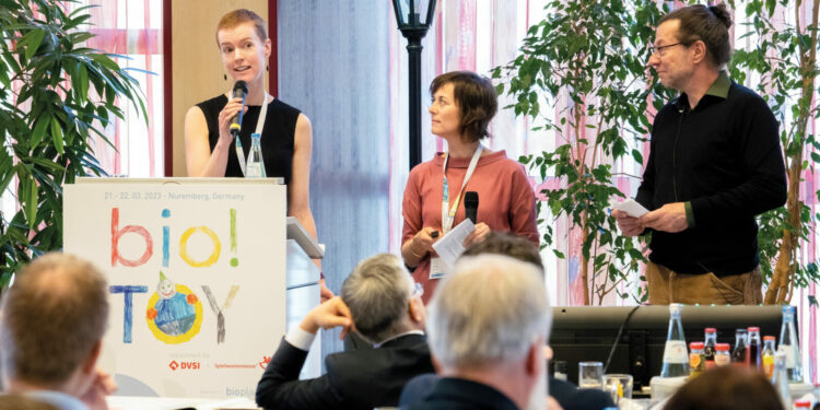 SusTOYnability na bio!TOY